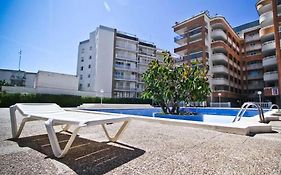 White Beach 100M Playa, Wifi, Pool 6Pax